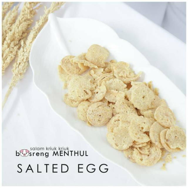 

Kripik bakso goreng rasa salted egg