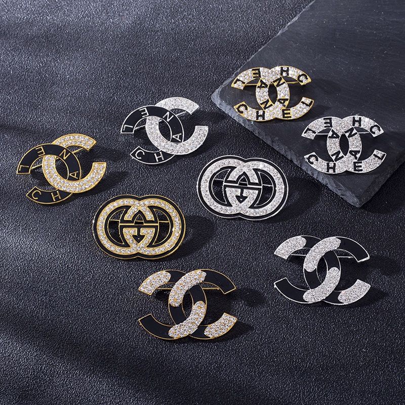 Bros Bermerk logo Chanel ,LV , GG ,YSL