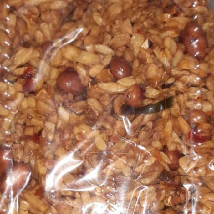 

Kering Tempe Extra Kacang Gurih dan Renyah Isi 250 Gram