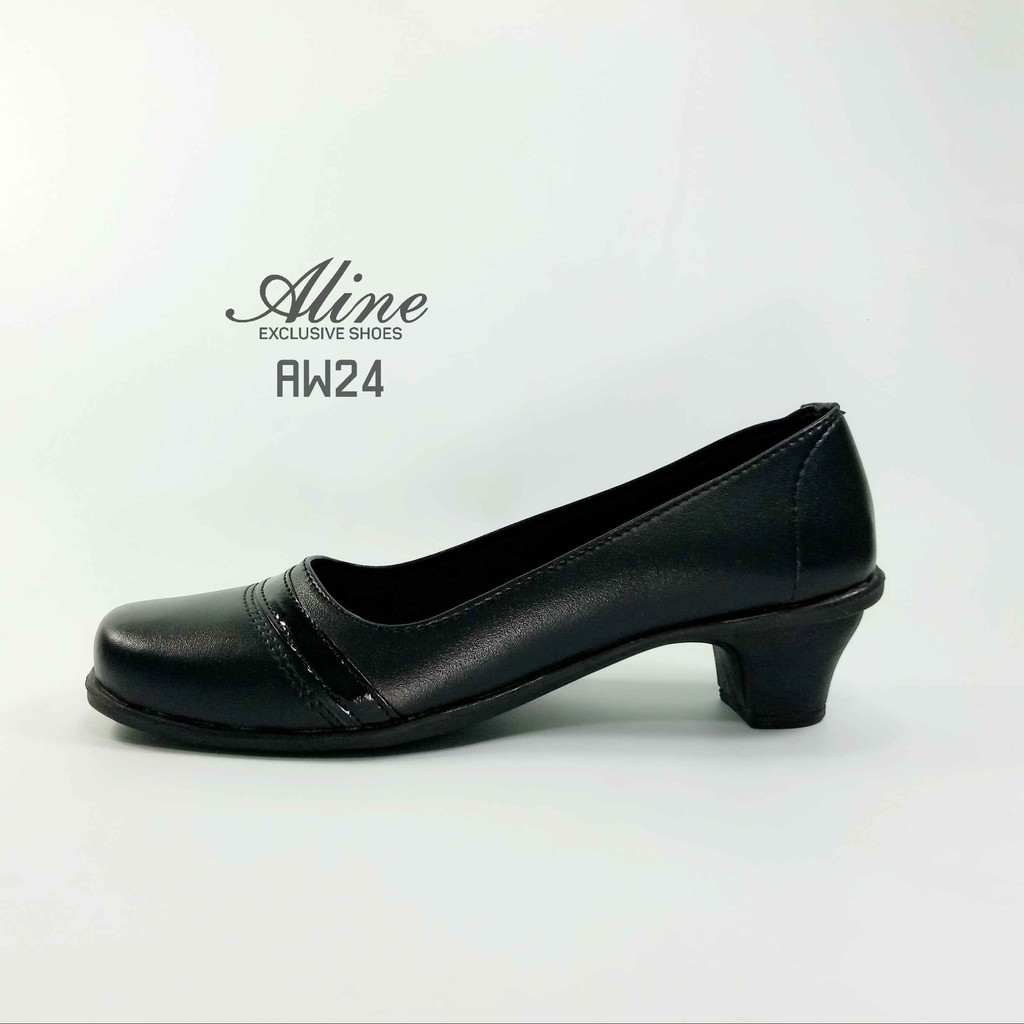Sepatu Pantofel Wanita Hak 5 Cm Heels Hitam Formal Guru Sekolah Kantor Kerja AW24
