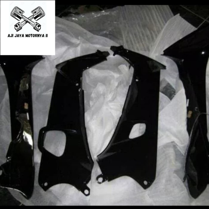 sayap depan supra lama hitam