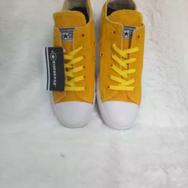 Sepatu All Star Converse CT Kuning Berkualitas