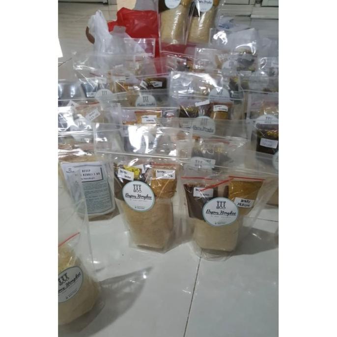 

BERAS BASMATI DAN BUMBU NASI KEBULI / PAKET BASMATI 1 KG PLUS BUMBU