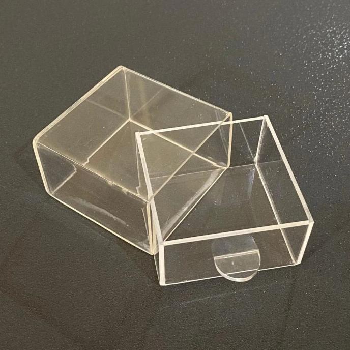 

Laci Acrylic Kecil / Laci Acrylic Ukuran 6x6x3,5cm PRAKTIS