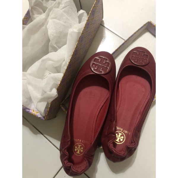 preloved sepatu wanita / preloved sepatu tory burch / preloved sepatu flat
