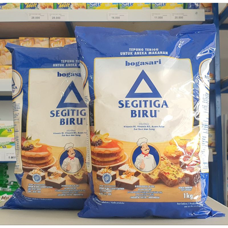 

Tepung Segitiga Biru Premium 1Kg / Tepung Protein Sedang 1Kg