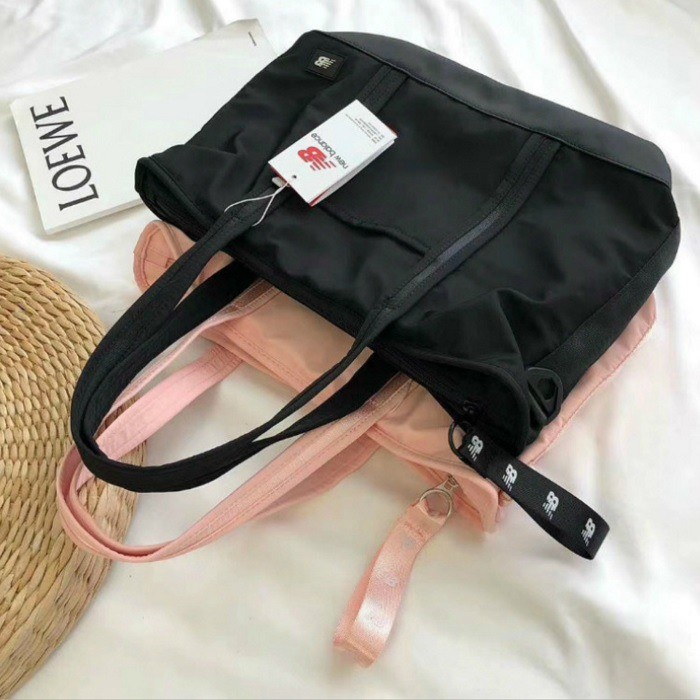 TAS New balance Core Tote Bag TAS WANITA IMPORT TAS SELEMPANG