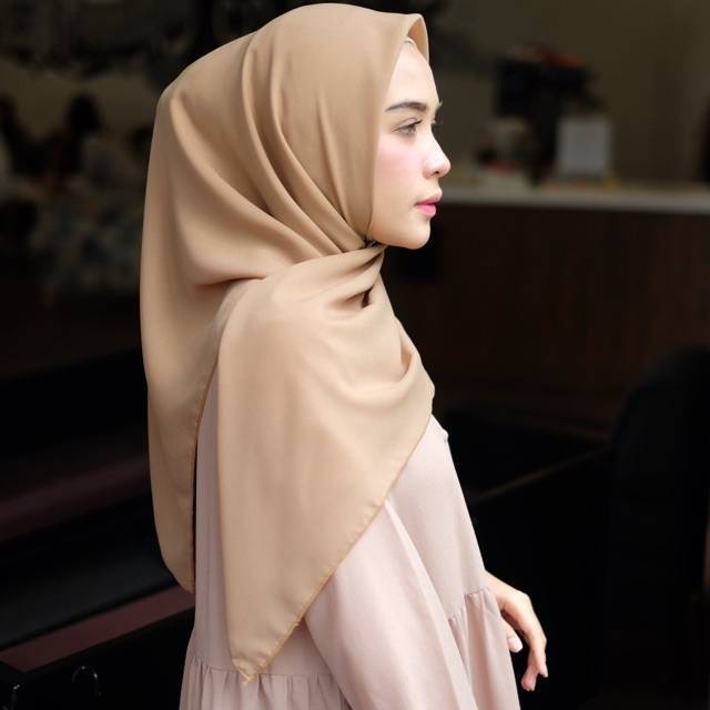 Bella Square Hijab Segiempat | Kerudung Laudya Pollycotton PART 2-Biege