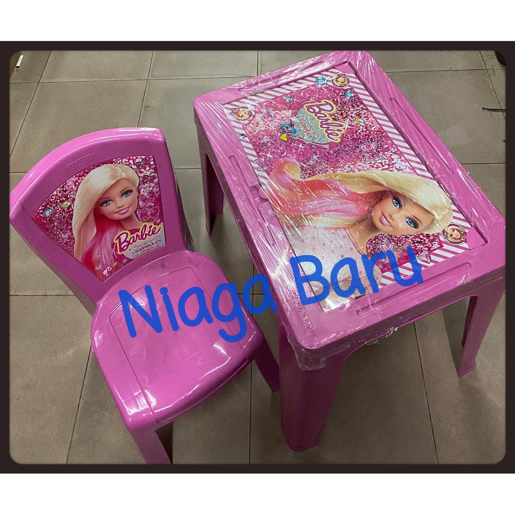 Meja &amp; Kursi Plastik 1 Set Barbie Napolly Khusus GOJEK