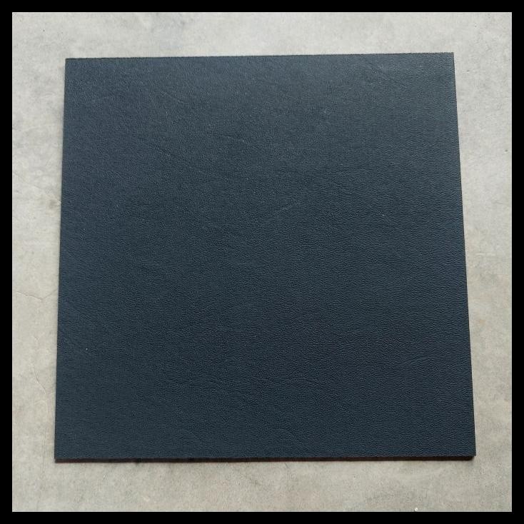 kydex sheet BLACK TEBAL 2MM size 20 cm x 20 cm untuk kydex holster