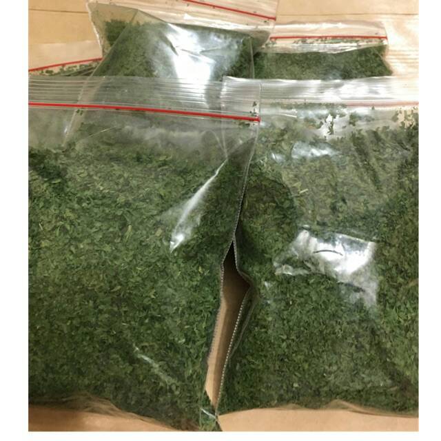 Daun dried 25 parsley peterseli kering flakes bumbu dapur 25 gram