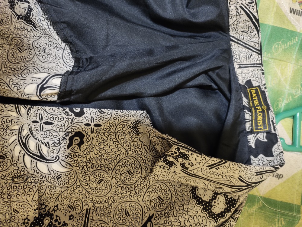 Wahyu Tumurun Lawasan Kemeja Batik Solo Lengan Panjang Full Furing By Florist