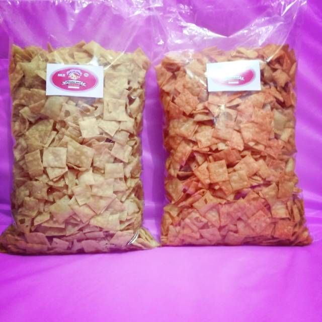 

KRIPIK PANGSIT KRISPI/CRISPY RENYAH 1KG