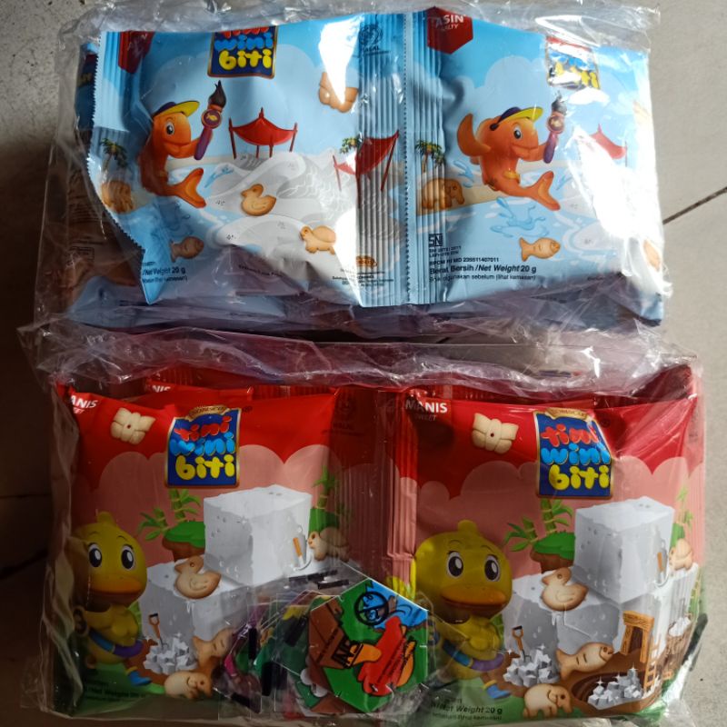 

Tini wini biti biskuit isi 12×20gram