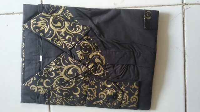 New Murah Batik Kemeja Hem Pria Motif Prada Kombinasi Merah Baju Kantor Seragam Alkhalis01