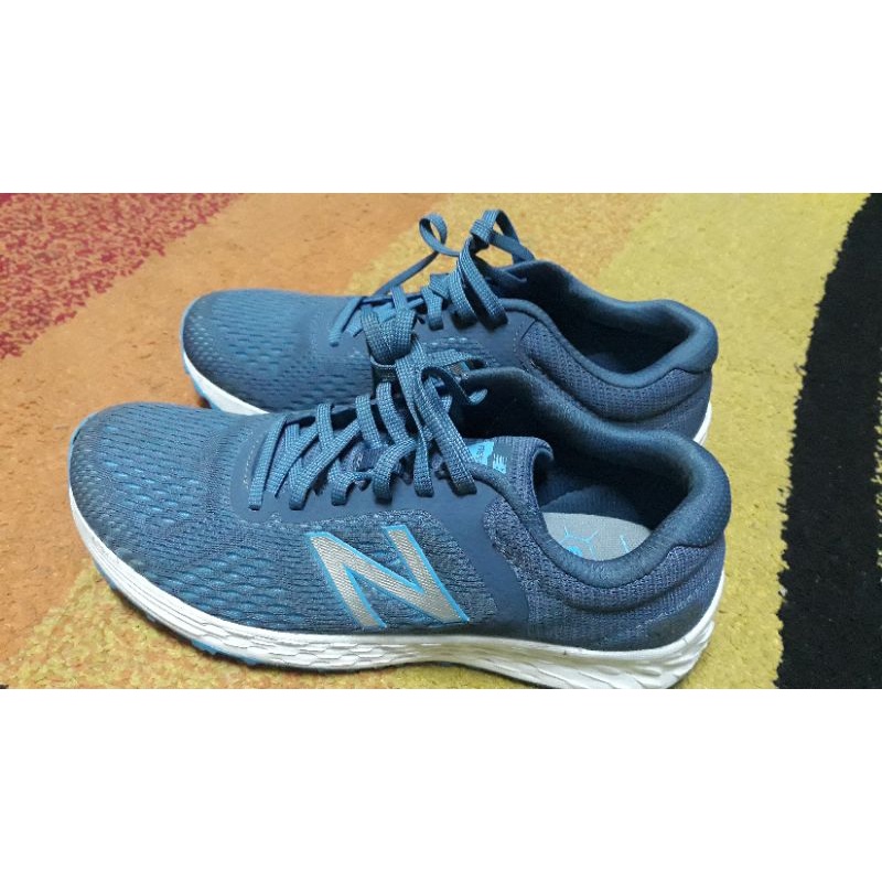 Sepatu Running NB Foam Arish