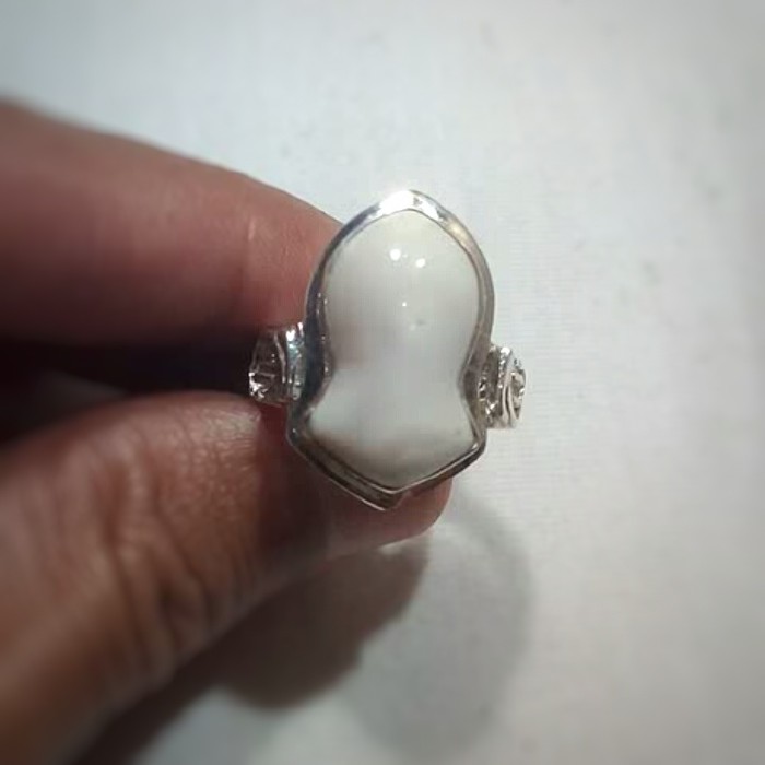 Cincin perak handmade Terompah Nabi / Rasul dengan batu Natural Akik putih asli cempaka Kalimantan
