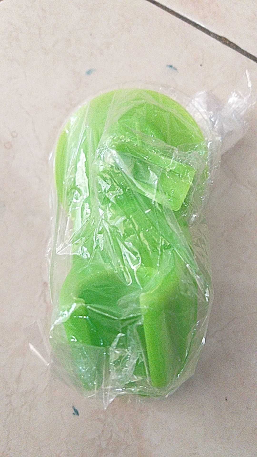 Gantungan Shower Mandi Suction Cup Hanger Holder Dudukan Shower Tempel