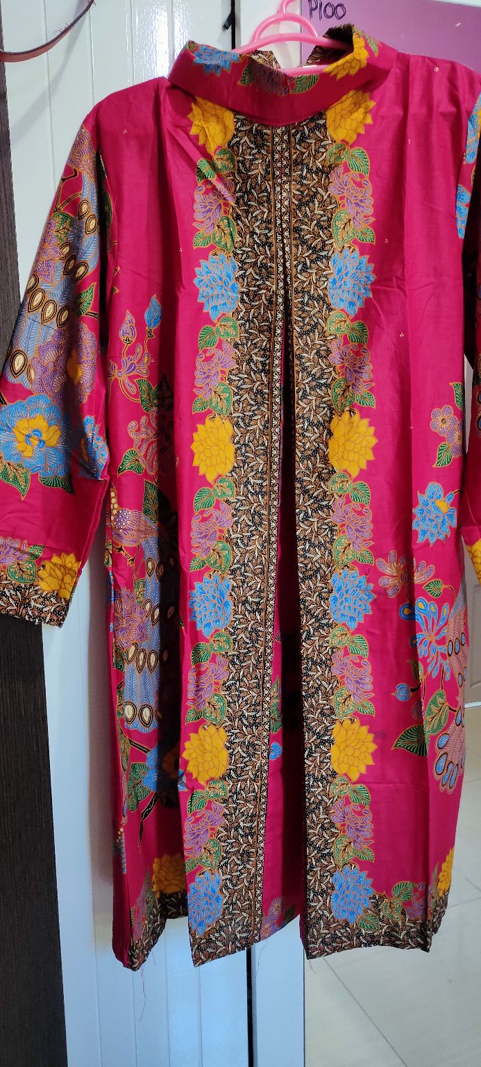 Grosir Terlaris Genes Jelita Tunic Navbor Yelbor Whitbor Creambor Tunik Batik Modern Hrb059