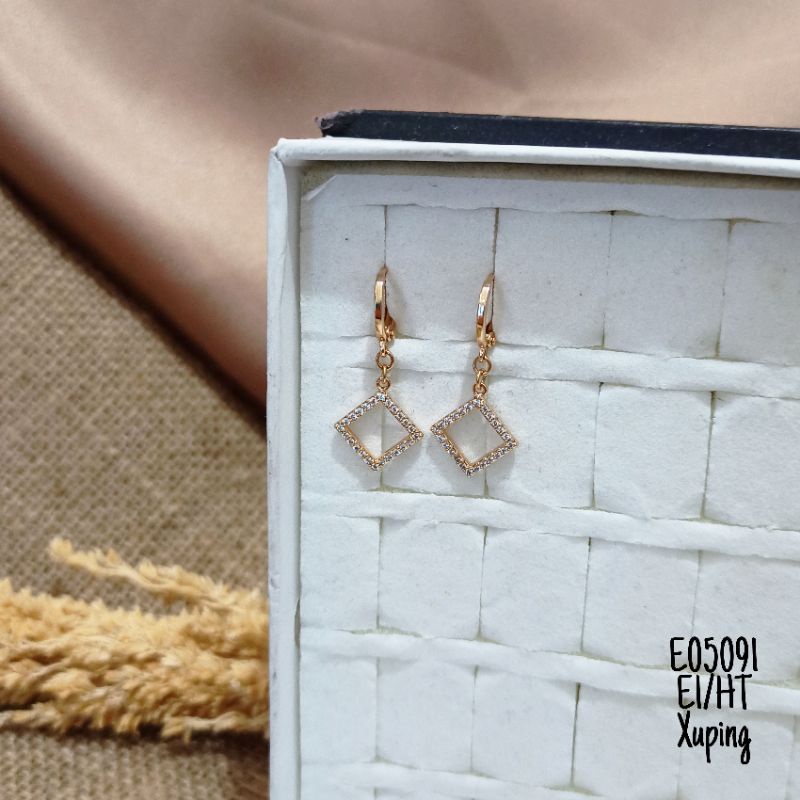 Anting Xuping Zircon Gold E05091