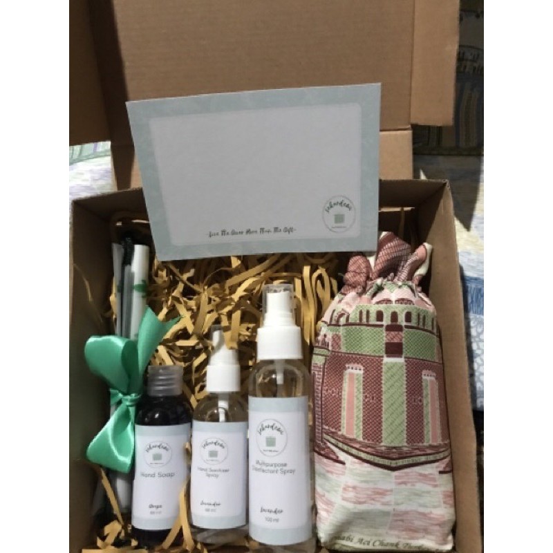 Hygiene Kit + Sajadah (Hampers Lebaran)