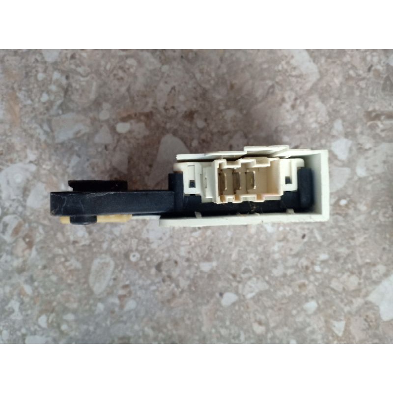 Doorlock /doorswitch mesin cuci samsung frontloading