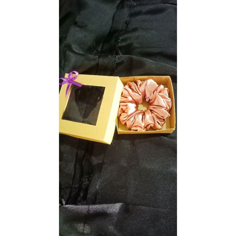 

box scrunchi/box souvenir/ box box