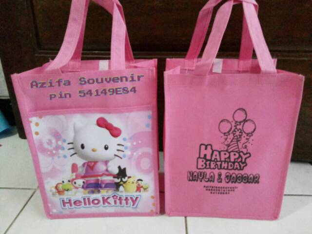Tas Kantung HELLO KITTY  pake nama / Goodie Bag  Souvenir Ulang Tahun / Ultah Anak-2