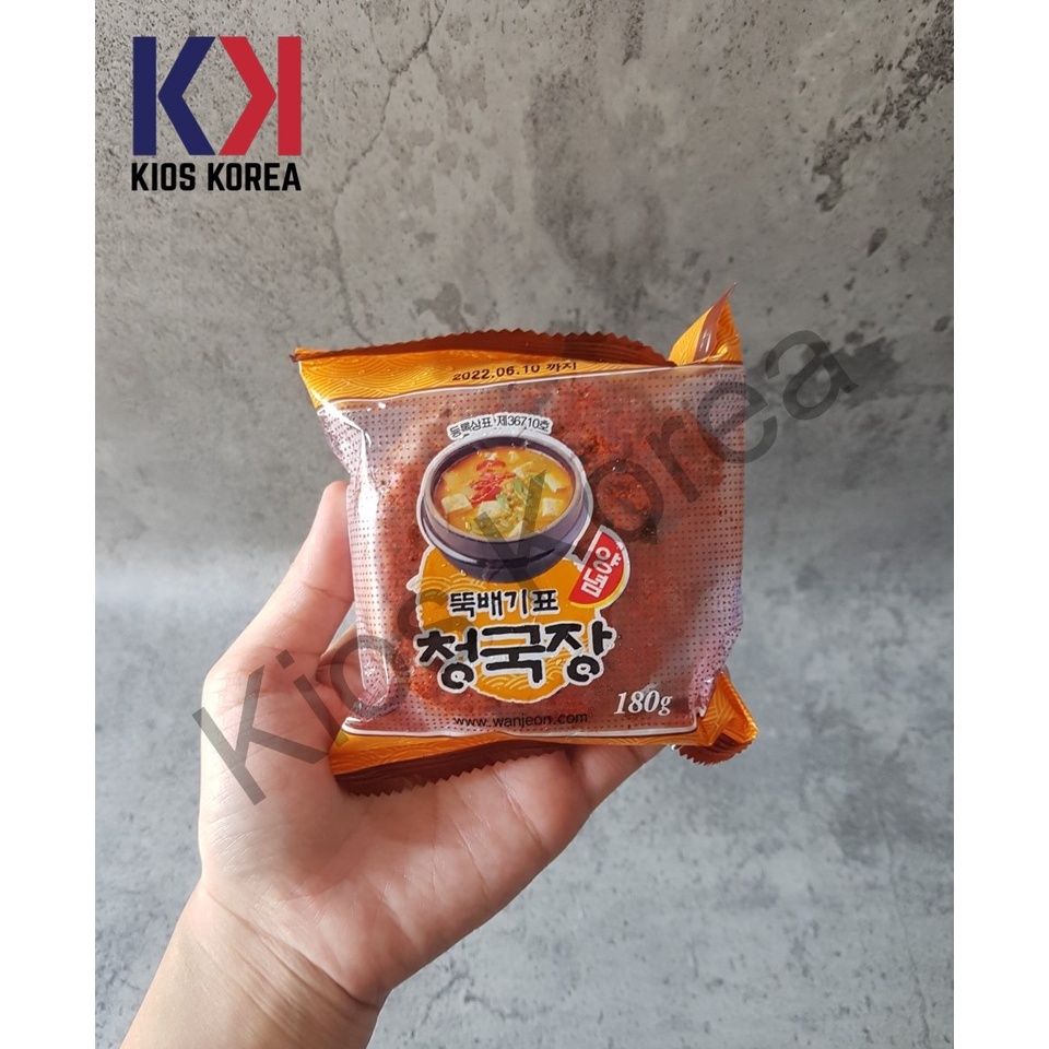 

Wanjeon Korean Fermented Soybean Paste 180gr Chungkukjang - Bumbu Pasta Kedelai Korea