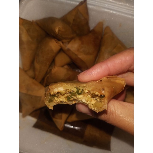 

samosa daging ayam kari