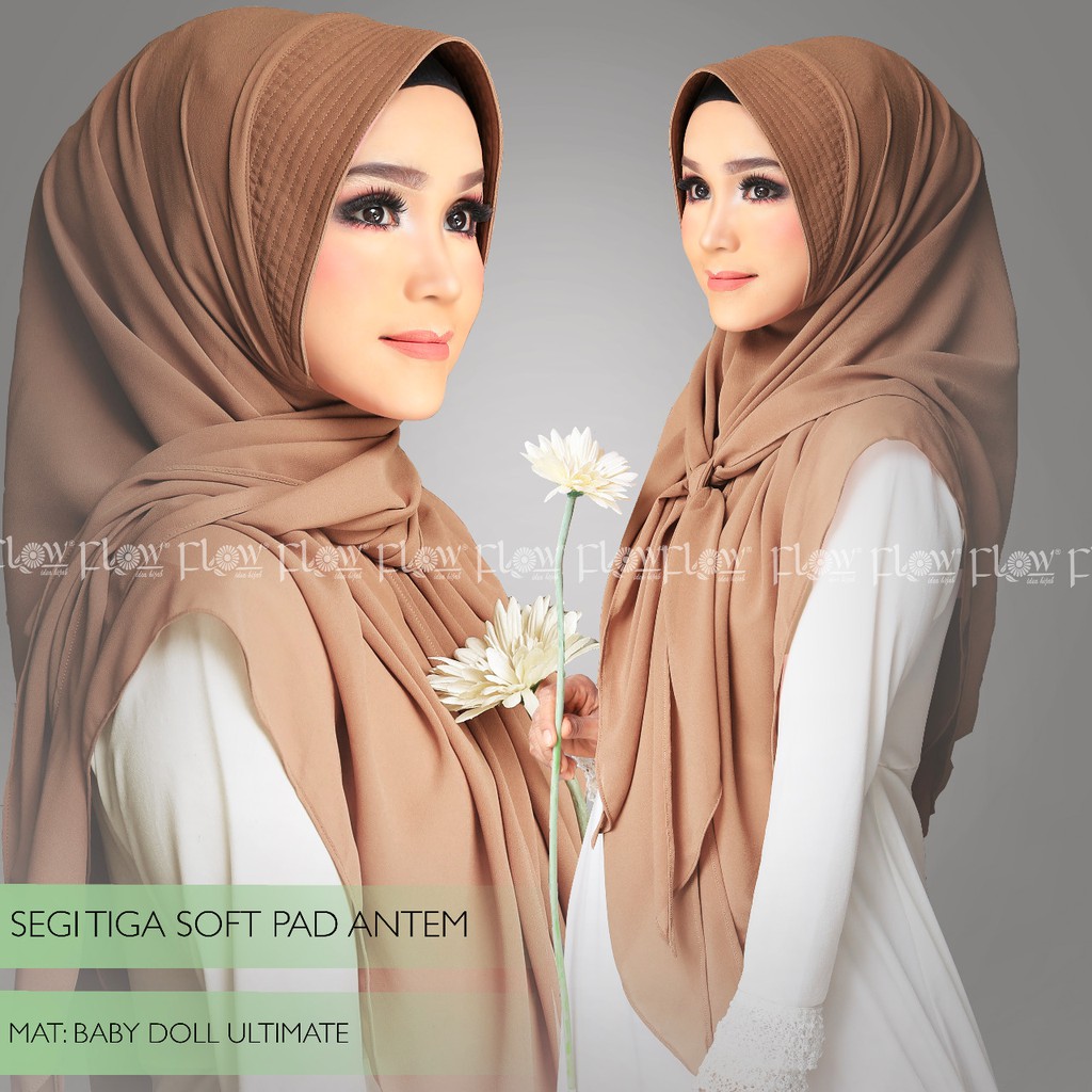Flow jilbab segitiga soft pad antem bahan ceruty