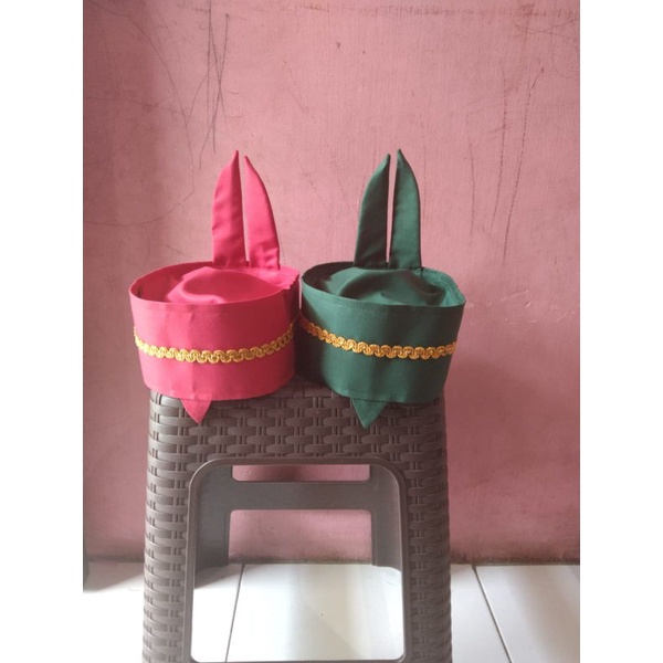 lawung khas dayak Kalimantan,kain katun polos motif renda