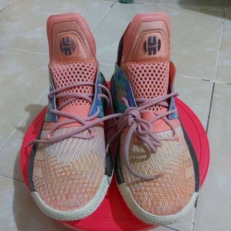 SEPATU SECOND BRANDED "ADIDAS HARDEN"