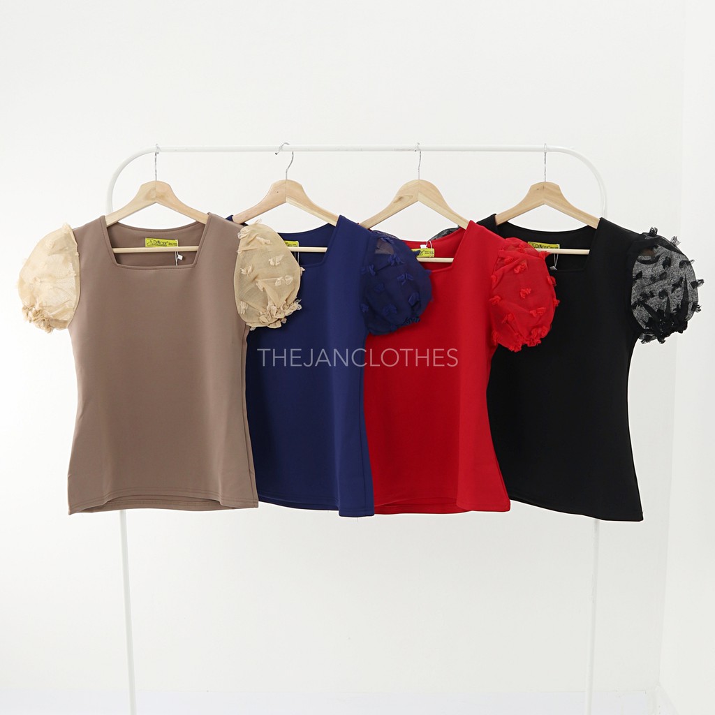 Berta top -Thejanclothes