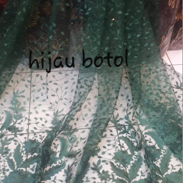 kebaya tile mewah