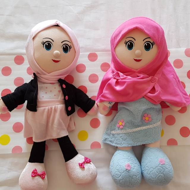 Boneka hijab cantik lucu