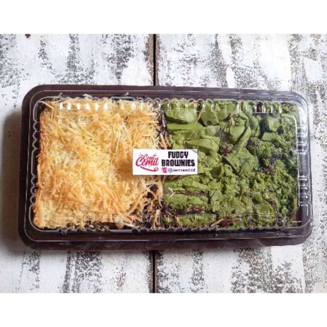 

Fudgy brownies keju greentea by cemcemil