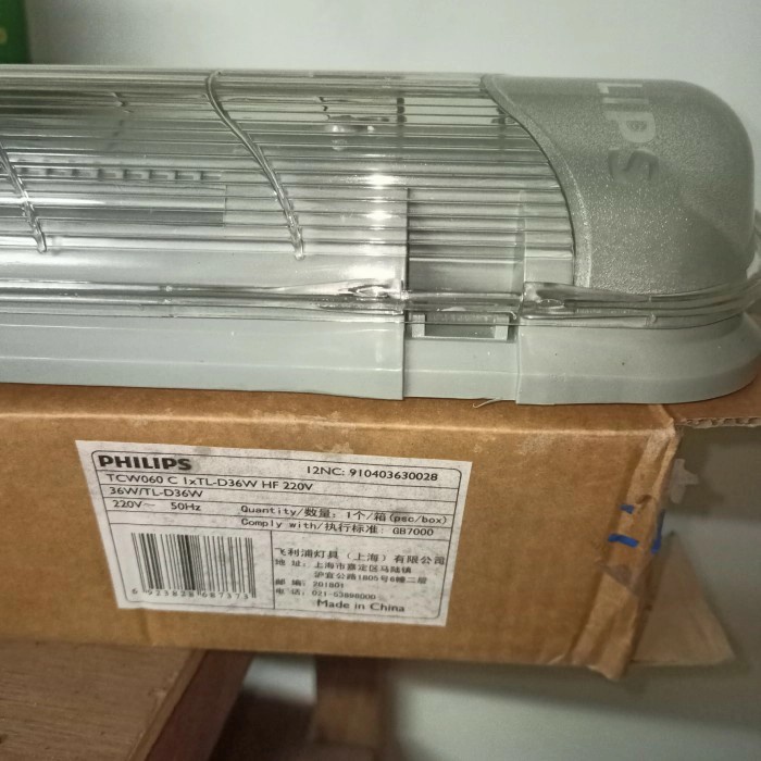kap waterproof philips TCW060 + TL Led ecofit 16 Watt