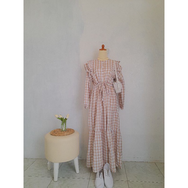 gingham dress