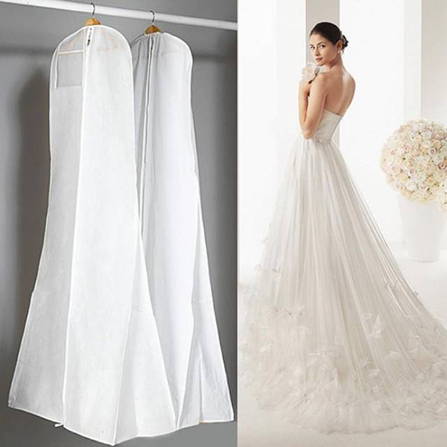 Sarung cover gaun pengantin