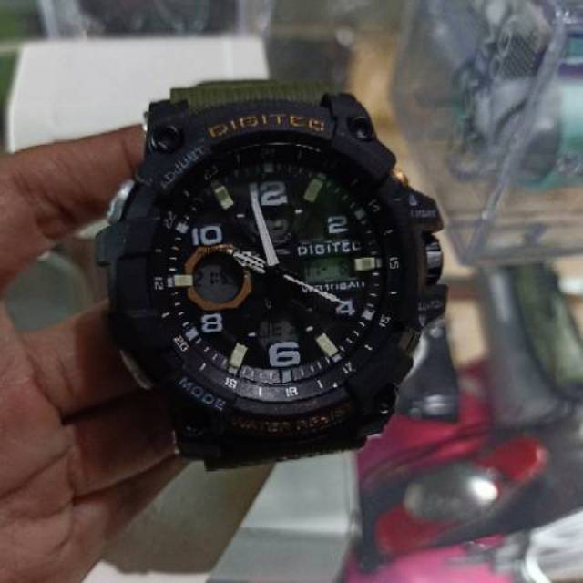 Jam tangan outdoor Digitec water resist double time