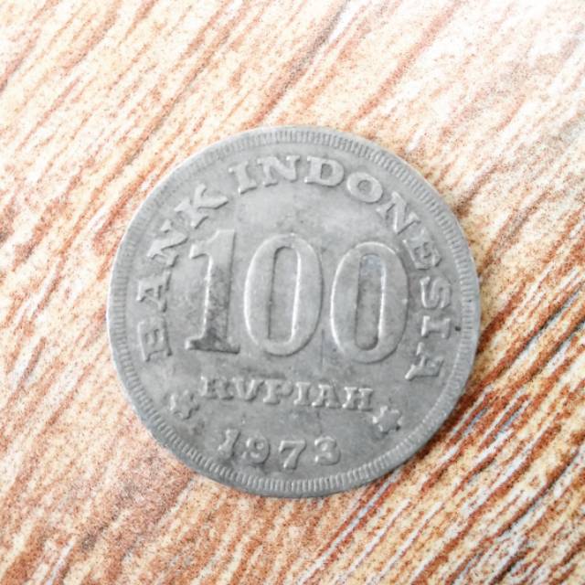Uang kuno atau lama 100 rupiah untuk koleksi atau mahar