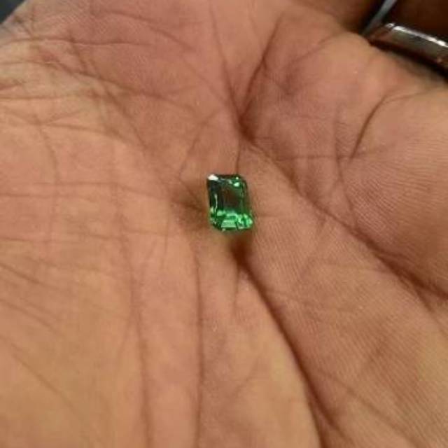 RARE. Natural Copper Bearing Elbaite Green Paraiba Mint Tourmaline 1.8 cts Clean. Memo GRI dan Sky.
