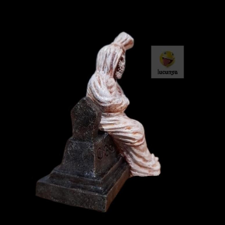 hiasan aquarium dekorasi aksesoris miniatur bonsai miniatur tengkorak pocong akuarium kuburan nisan 