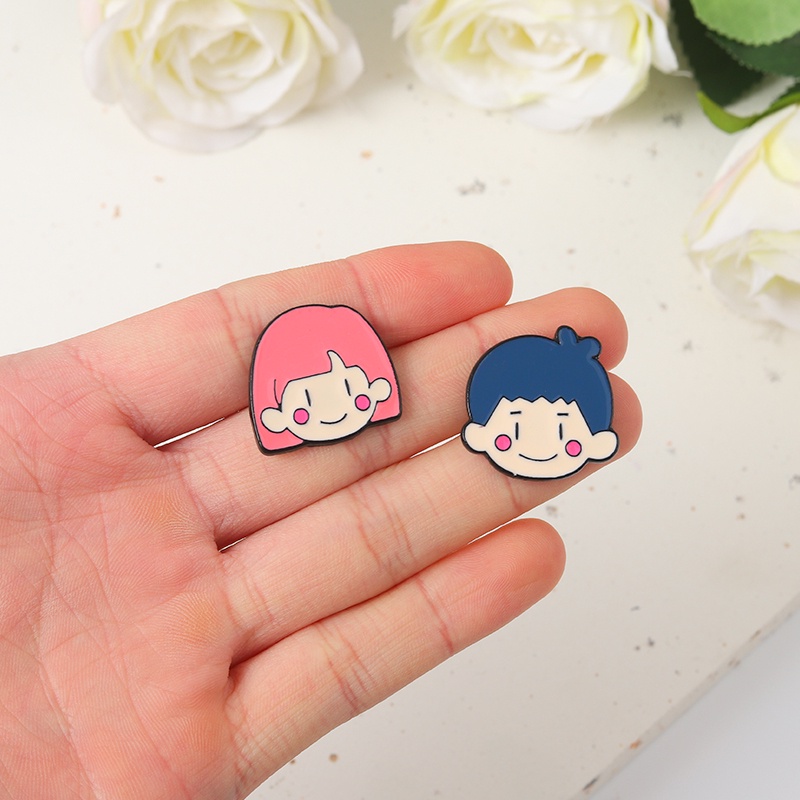 Bros Pin Enamel Bentuk Kartun Anak Laki-Laki / Perempuan Untuk Aksesoris Tas Ransel / Hadiah