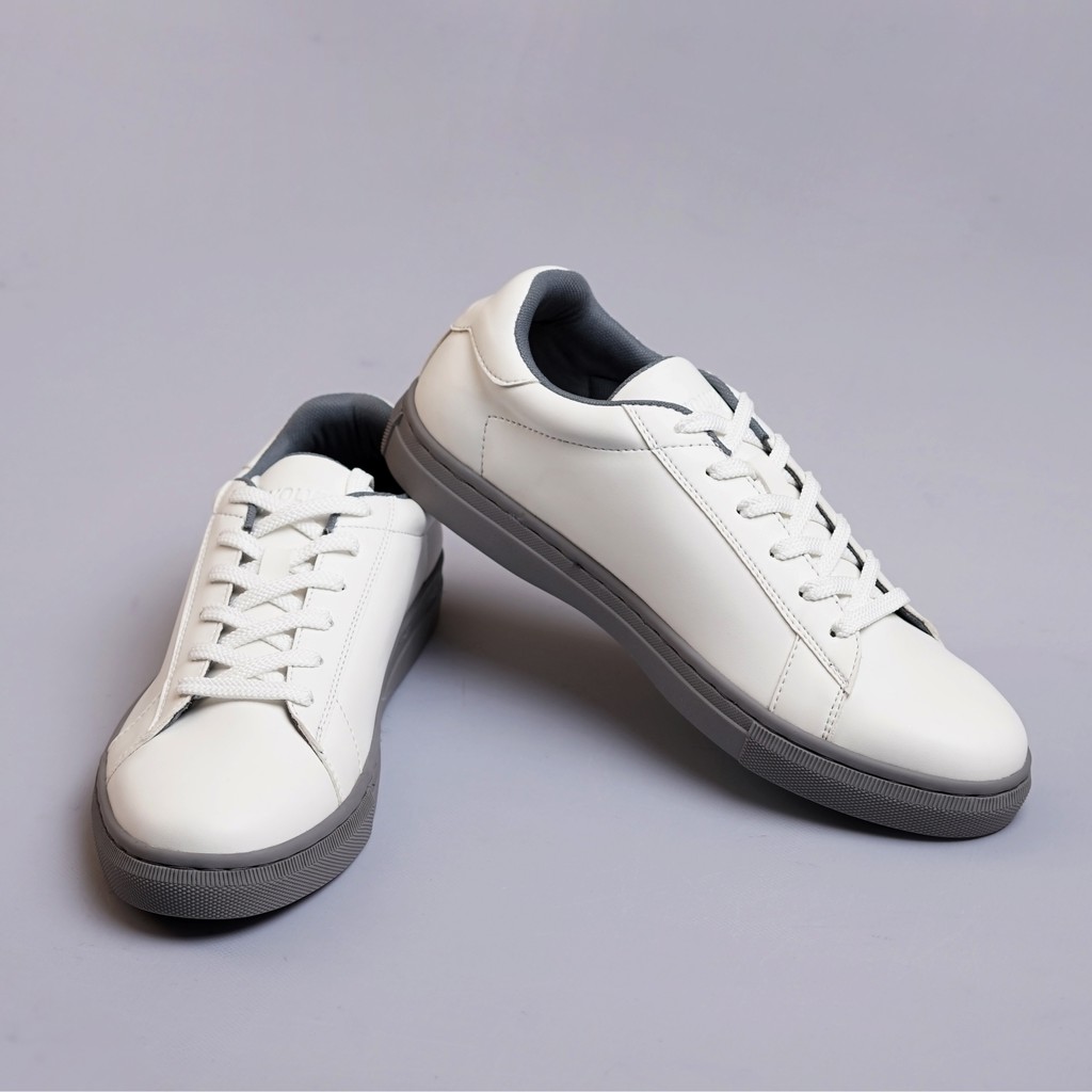 Rover White Grey | Sepatu Casual Sneakers Kasual Polos Ori Pria Cowok Lokal Footwear | FORIND x Volve