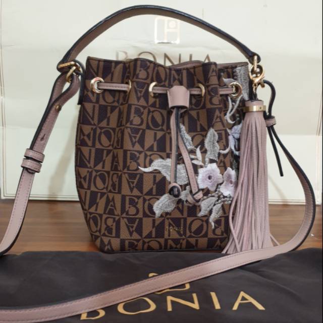 Bonia Serut / bucket bordir pre❤