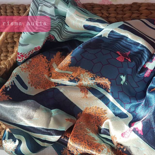 Preloved Jilbab/Hijab/Kerudung/Scarf Ria Miranda