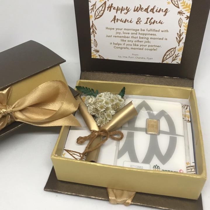 

Harga termurah GL978 Gift Box Antam / Gift Box Emas GL9