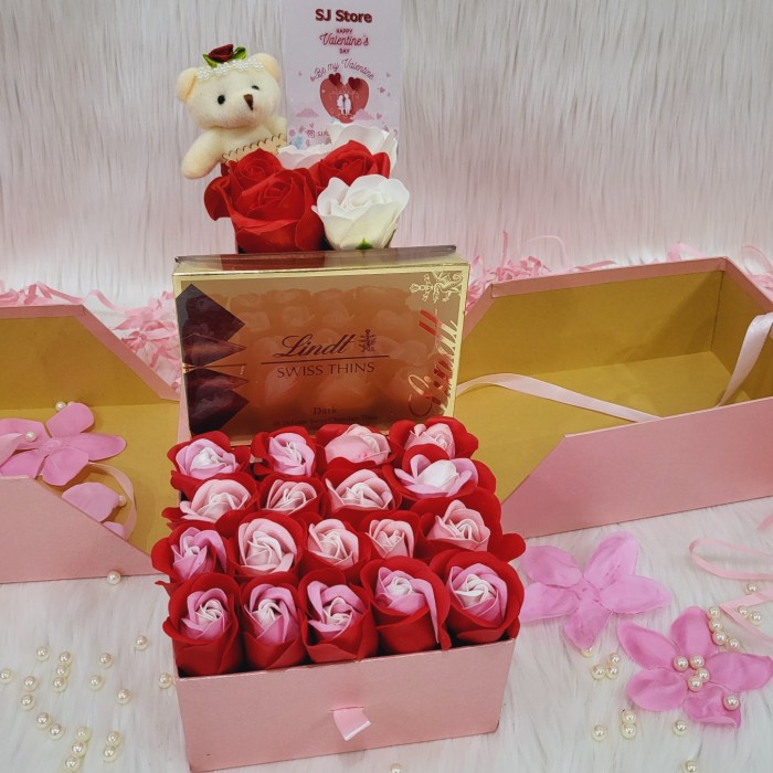 

Paket box hampers bunga valentine anniversary ulang tahun wisuda 95
